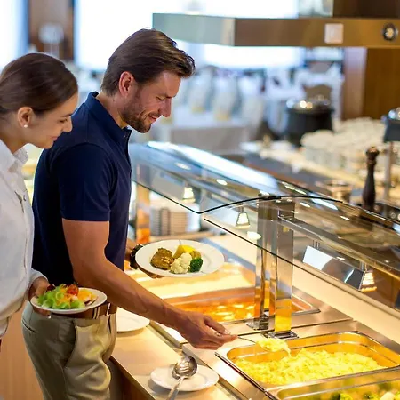 Szálloda Novapark Flugzeughotel 3*