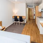 Novapark Flugzeughotel 3*