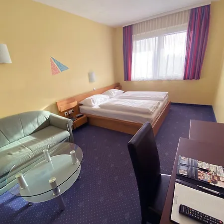 Novapark Flugzeughotel Graz