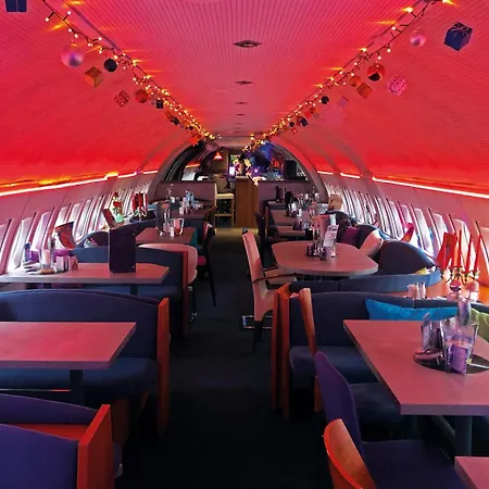 Szálloda Novapark Flugzeughotel