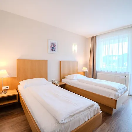 Szálloda Novapark Flugzeughotel 3*