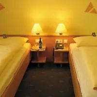 Novapark Flugzeughotel Otel Graz