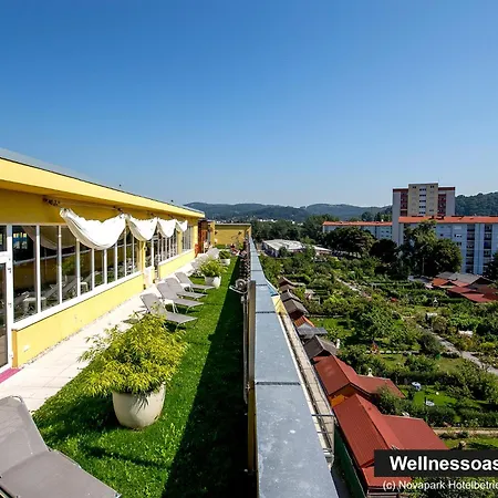 Novapark Flugzeughotel Szálloda 3*