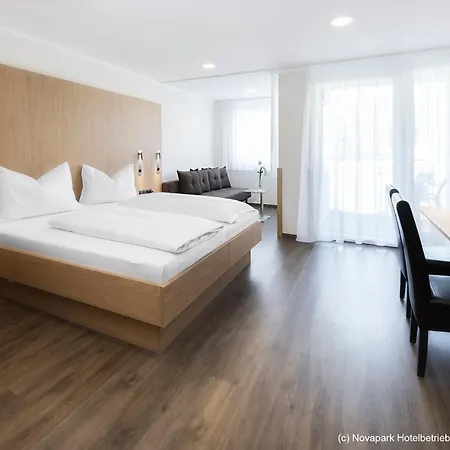 Novapark Flugzeughotel 호텔 3*