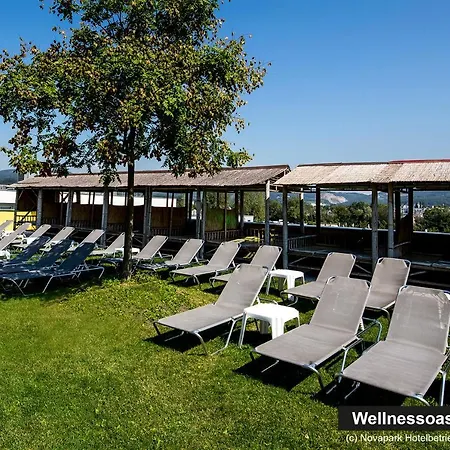 Novapark Flugzeughotel 3*