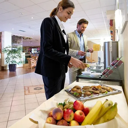 Novapark Flugzeughotel 3*