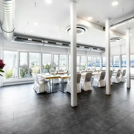 Novapark Flugzeughotel 그라츠