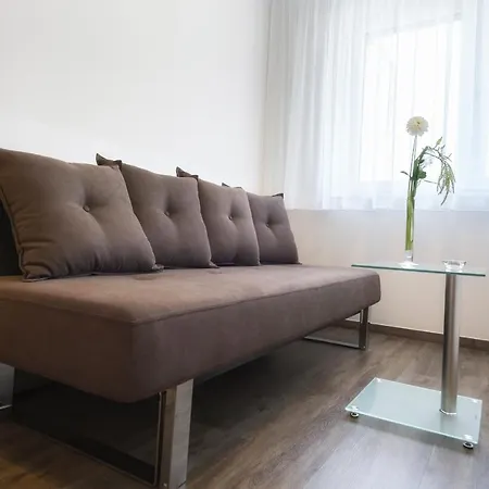 Novapark Flugzeughotel Ξενοδοχείο Γκρατς