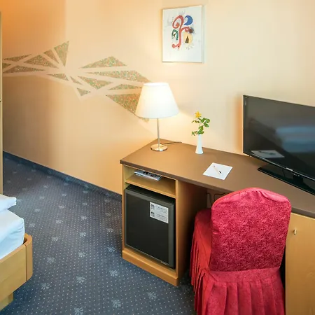 Novapark Flugzeughotel 호텔 3*