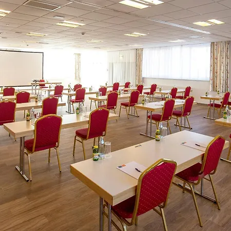 Szálloda Novapark Flugzeughotel