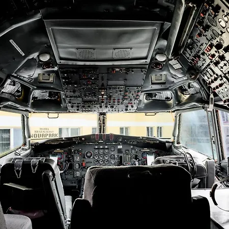 Ξενοδοχείο Novapark Flugzeughotel Γκρατς
