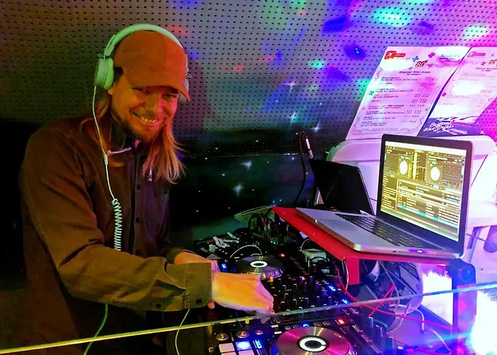 Novapark Flugzeughotel Hotel Graz